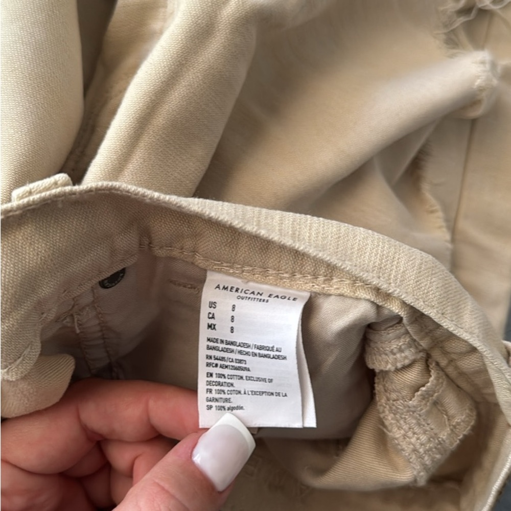 American Eagle Outfitters Tan Distressed Jean Shorts - Picture 2 of 3